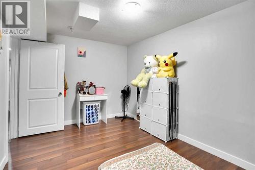 6081 Martingrove Road Ne, Calgary, AB - Indoor