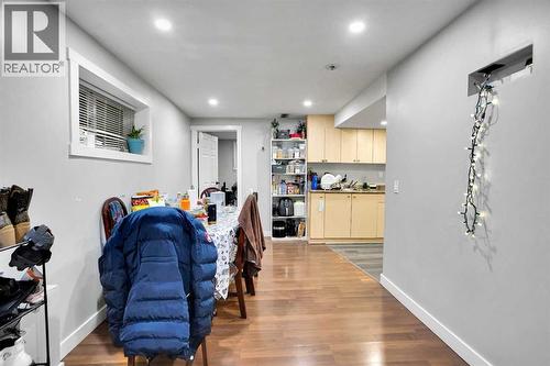 6081 Martingrove Road Ne, Calgary, AB - Indoor