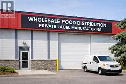 87 A St NW  Edmonton, AB T6E 5Z1