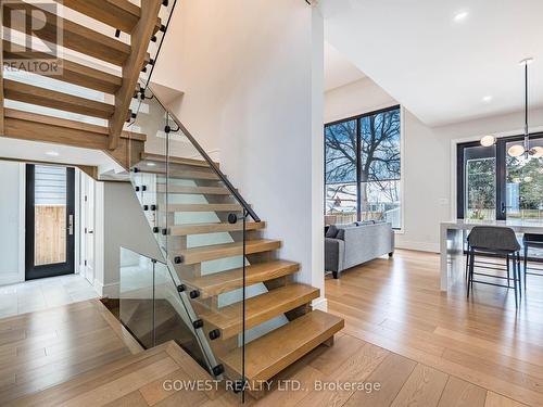 402 Niar Avenue, Mississauga, ON - Indoor Photo Showing Other Room