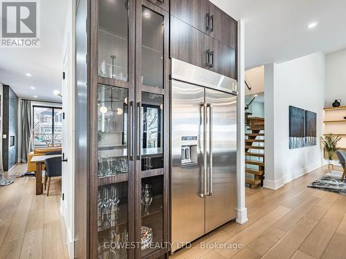 402 Niar Avenue, Mississauga, ON - Indoor