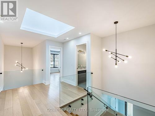 402 Niar Avenue, Mississauga, ON - Indoor Photo Showing Other Room