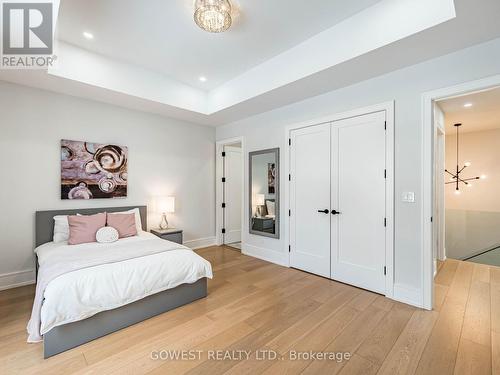 402 Niar Avenue, Mississauga, ON - Indoor Photo Showing Bedroom