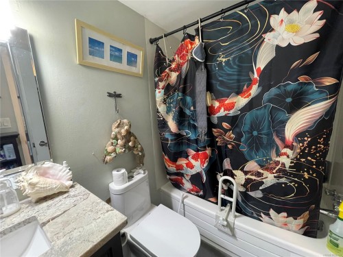 205-377 Dogwood St, Campbell River, BC - Indoor