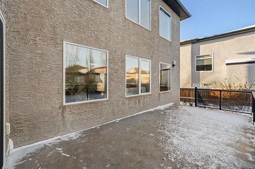 196 Hallfield Bay, Winnipeg, MB 