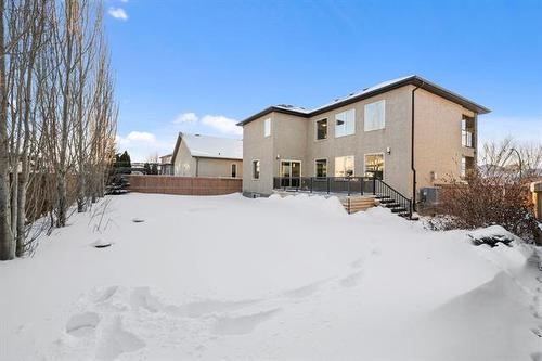 196 Hallfield Bay, Winnipeg, MB 