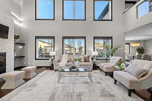 196 Hallfield Bay, Winnipeg, MB 