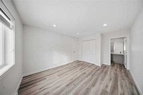 412 Superior Ave, Selkirk, MB 