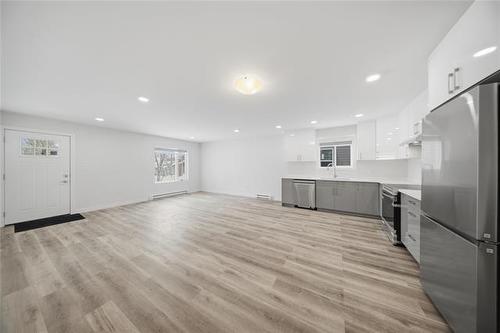 412 Superior Ave, Selkirk, MB 