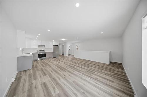 412 Superior Ave, Selkirk, MB 