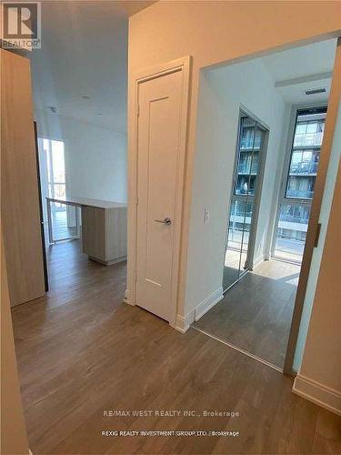 404 - 70 Annie Craig Drive, Toronto, ON - Indoor Photo Showing Other Room