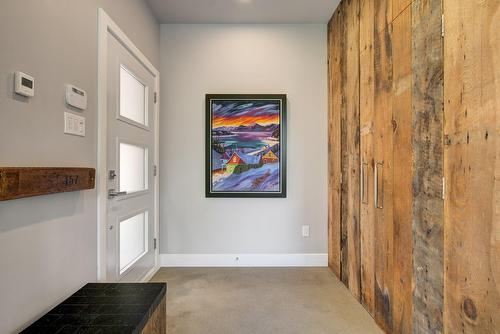 Hall d'entrée/Vestibule - 4220 Rue Des Monarques, Sainte-Adèle, QC - Indoor Photo Showing Other Room