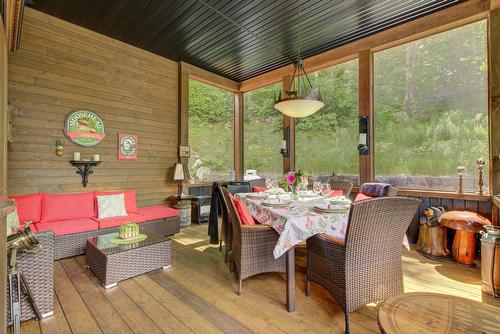 Solarium/Verrière - 4220 Rue Des Monarques, Sainte-Adèle, QC - Outdoor With Deck Patio Veranda With Exterior