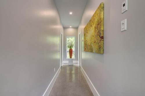 Corridor - 4220 Rue Des Monarques, Sainte-Adèle, QC - Indoor Photo Showing Other Room