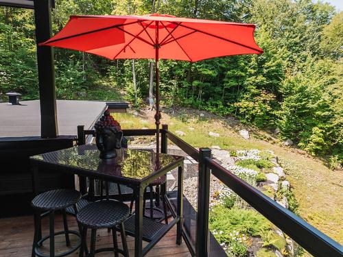 Terrasse - 4220 Rue Des Monarques, Sainte-Adèle, QC - Outdoor