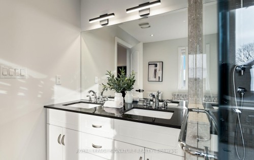 62 Burlingame Road, Toronto, ON - Indoor Photo Showing Bathroom