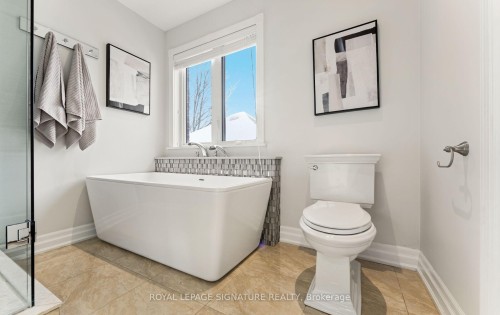 62 Burlingame Road, Toronto, ON - Indoor Photo Showing Other Room