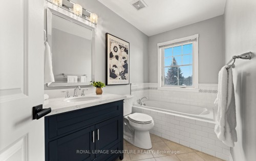 62 Burlingame Road, Toronto, ON - Indoor Photo Showing Bathroom