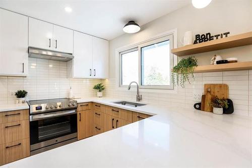 239 Sansome Ave, Winnipeg, MB 