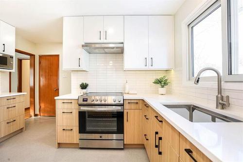 239 Sansome Ave, Winnipeg, MB 