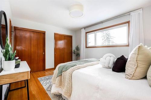 239 Sansome Ave, Winnipeg, MB 