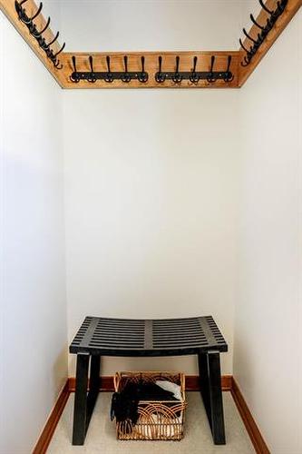 239 Sansome Ave, Winnipeg, MB 