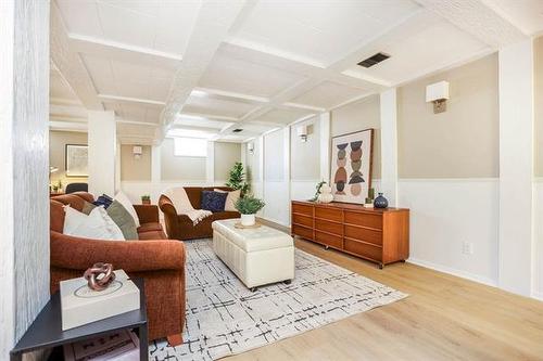 239 Sansome Ave, Winnipeg, MB 