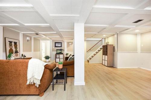 239 Sansome Ave, Winnipeg, MB 