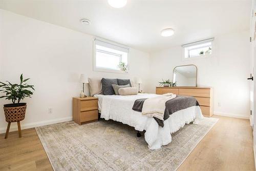 239 Sansome Ave, Winnipeg, MB 