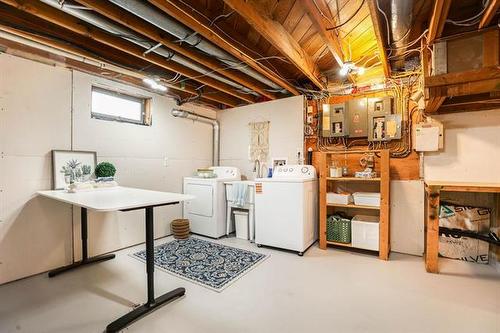 239 Sansome Ave, Winnipeg, MB 