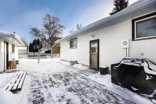 239 Sansome Ave, Winnipeg, MB 