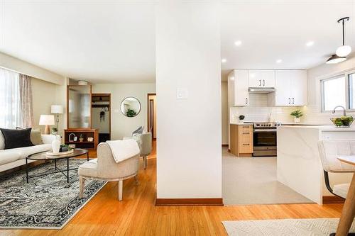 239 Sansome Ave, Winnipeg, MB 