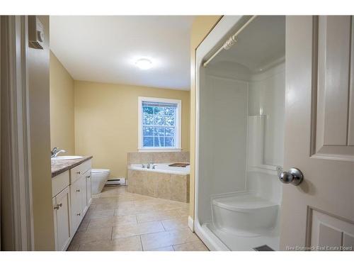 35 Rankine St, Fredericton, NB 