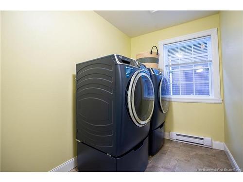 35 Rankine St, Fredericton, NB 