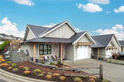 144-4098 Buckstone Rd  Courtenay, BC V9N 0H2