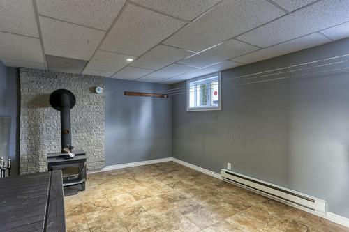Salle familiale - 820 211E Rue, Shawinigan, QC - Indoor Photo Showing Other Room
