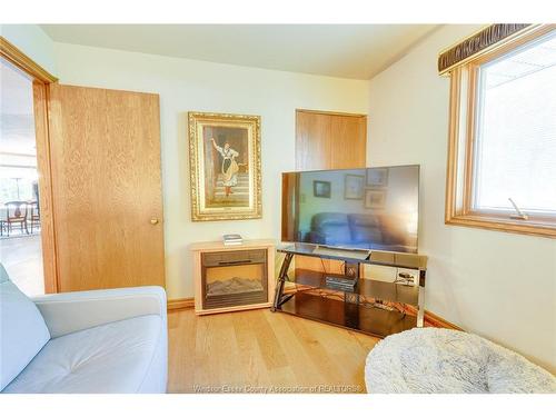 492 Gregory Line, Wheatley, ON 