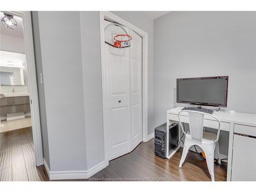 2446 Gatwick Avenue, Windsor, ON 