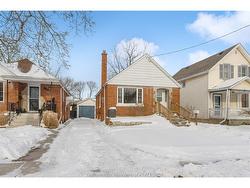33 WILSON Avenue  Chatham, ON N7L 1K8