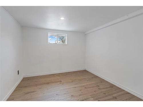 33 Wilson Avenue, Chatham, ON 