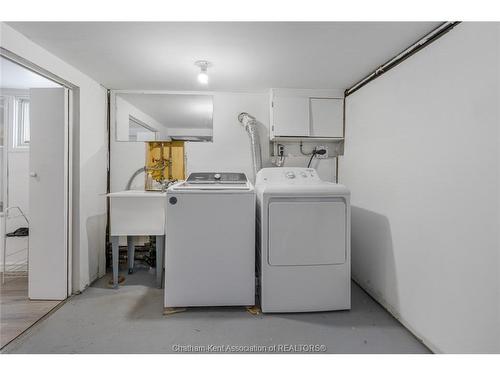 33 Wilson Avenue, Chatham, ON 