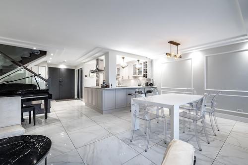 Salle à manger - 905-5790 Av. Rembrandt, Côte-Saint-Luc, QC - Indoor Photo Showing Dining Room