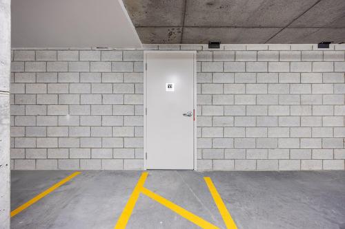 Storage - 1006-1000 Rue André-Prévost, Montréal (Verdun/Île-Des-Soeurs), QC - Indoor