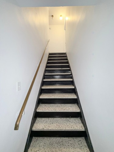 Escalier - 8203 Rue Louis-Xiv, Montréal (Saint-Léonard), QC - Indoor Photo Showing Other Room