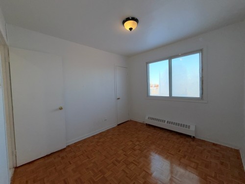 Chambre à coucher - 8203 Rue Louis-Xiv, Montréal (Saint-Léonard), QC - Indoor Photo Showing Other Room