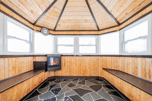 Other - 480 Ch. Des Caps, Les Îles-De-La-Madeleine, QC - Indoor Photo Showing Other Room