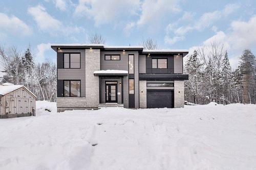 Rue Françoise-Giffard  Québec (La Haute-Saint-Charles), QC G3E 1K4