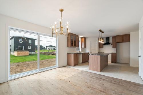 Dining room - Rue Françoise-Giffard, Québec (La Haute-Saint-Charles), QC - Indoor Photo Showing Kitchen