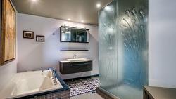 Ensuite bathroom - 