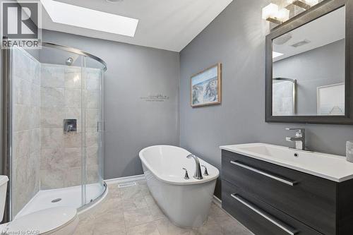 5119 Cherryhill Crescent, Burlington, ON - Indoor Photo Showing Bathroom